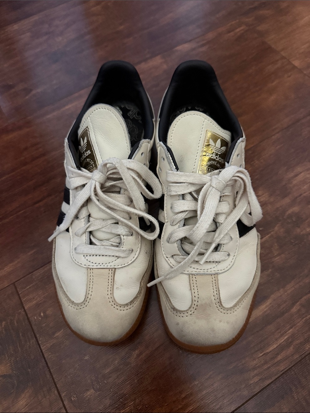 Adidas sambas women’s 8 cream and black